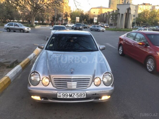 Mercedes E 220 2000, 380,000 km - 2.2 l - Bakı