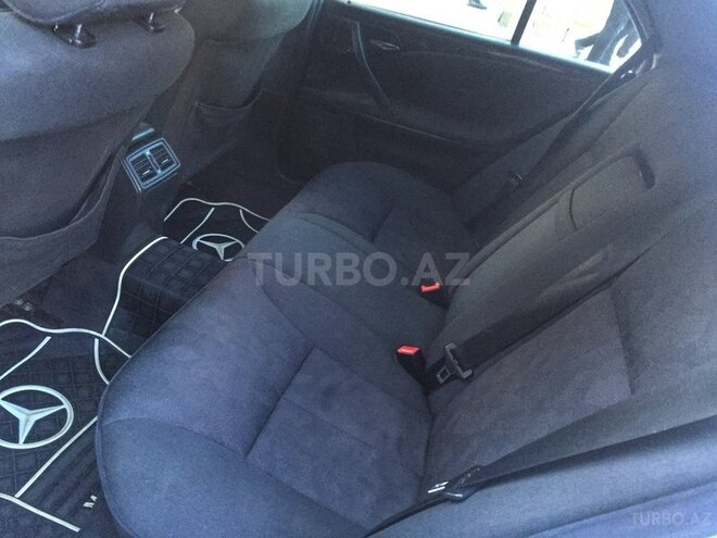 Mercedes E 220 2000, 380,000 km - 2.2 l - Bakı