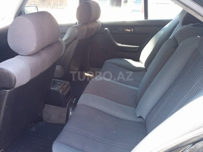 BMW 525 1989, 260,000 km - 2.5 л - Qax