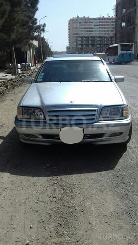 Mercedes C 230 1999, 200,000 km - 2.3 л - Sumqayıt
