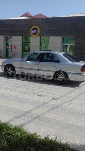 Mercedes C 230 1999, 200,000 km - 2.3 л - Sumqayıt