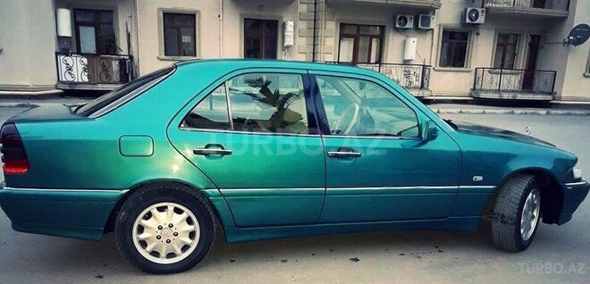Mercedes C 240 1997, 316,000 km - 2.4 l - Bakı