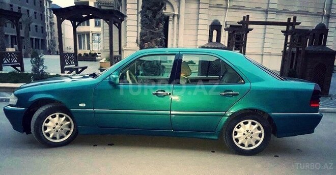 Mercedes C 240 1997, 316,000 km - 2.4 l - Bakı
