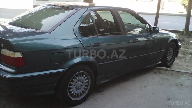 BMW 318 1992, 310,000 km - 1.8 l - Bakı
