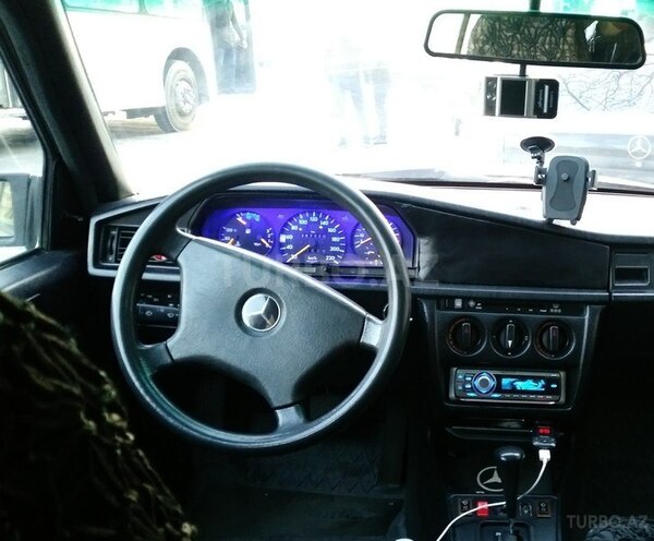 Mercedes 190 1991, 37,000 km - 1.8 l - Bakı