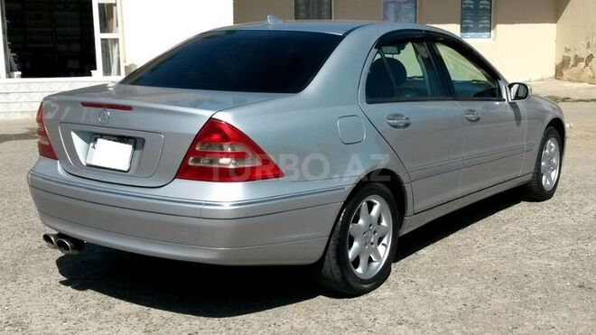 Mercedes C 240 2002, 277,000 km - 2.6 l - Sumqayıt