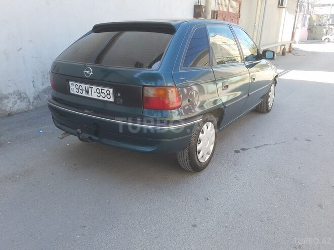 Opel Astra 1997, 315,000 km - 1.6 l - Bakı