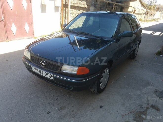 Opel Astra 1997, 315,000 km - 1.6 l - Bakı