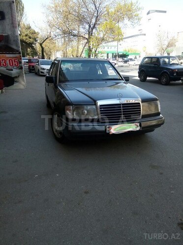 Mercedes E 200 1991, 356,600 km - 2.0 л - Bakı