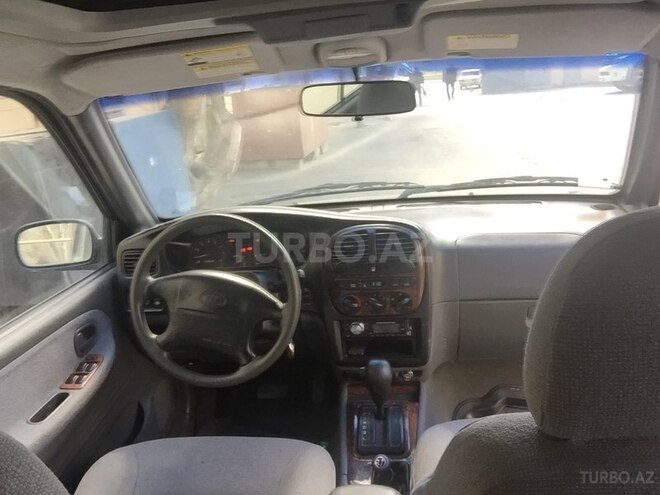 Kia Sportage 2004, 231,768 km - 2.4 l - Bakı