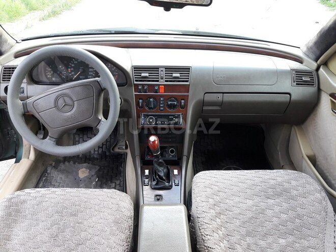 Mercedes C 180 1996, 320,000 km - 1.8 л - Bakı