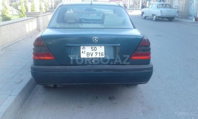 Mercedes C 180 1995, 135,000 km - 0.2 л - Quba