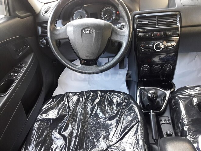 LADA (VAZ) Priora 2015, 45,000 km - 1.6 l - Şirvan