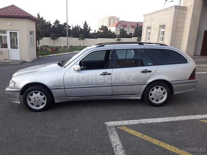 Mercedes C 220 2000, 364,500 km - 2.2 l - Bakı
