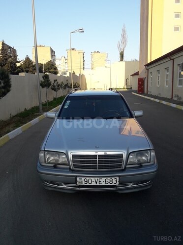 Mercedes C 220 2000, 364,500 km - 2.2 l - Bakı