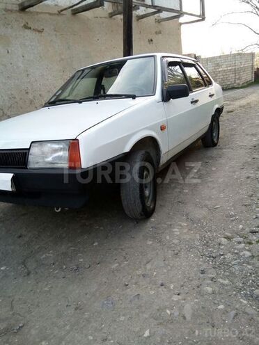 LADA (VAZ) 21099 2000, 268,500 km - 1.6 л - Quba
