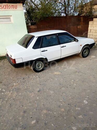 LADA (VAZ) 21099 2000, 268,500 km - 1.6 л - Quba