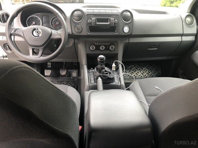 Volkswagen Amarok 2015, 25,300 km - 2.0 l - Bakı