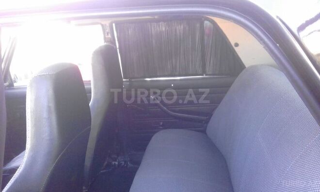 LADA (VAZ) 2107 2010, 56,000 km - 1.6 l - Salyan