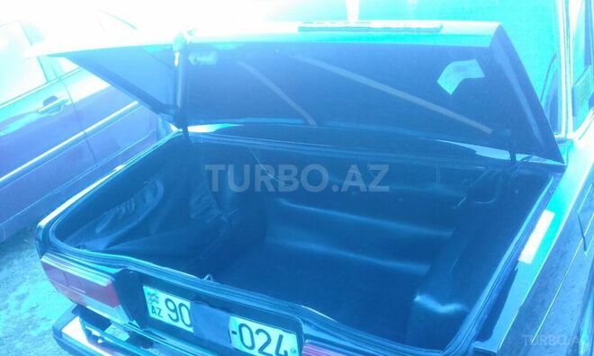 LADA (VAZ) 2107 2010, 56,000 km - 1.6 l - Salyan