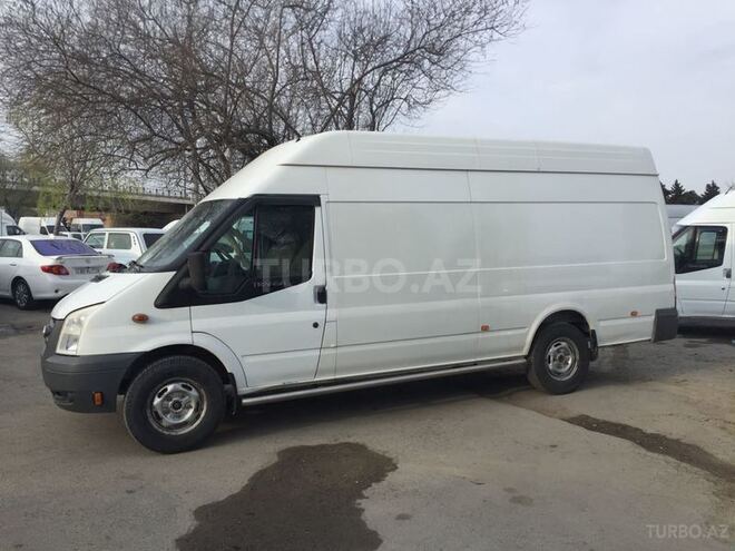 Ford Transit 2006, 226,000 km - 2.4 l - Zaqatala