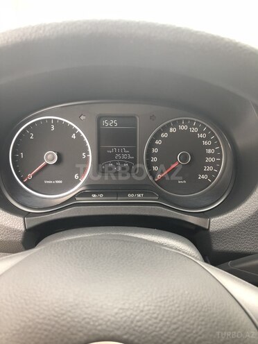Volkswagen Amarok 2015, 25,300 km - 2.0 l - Bakı