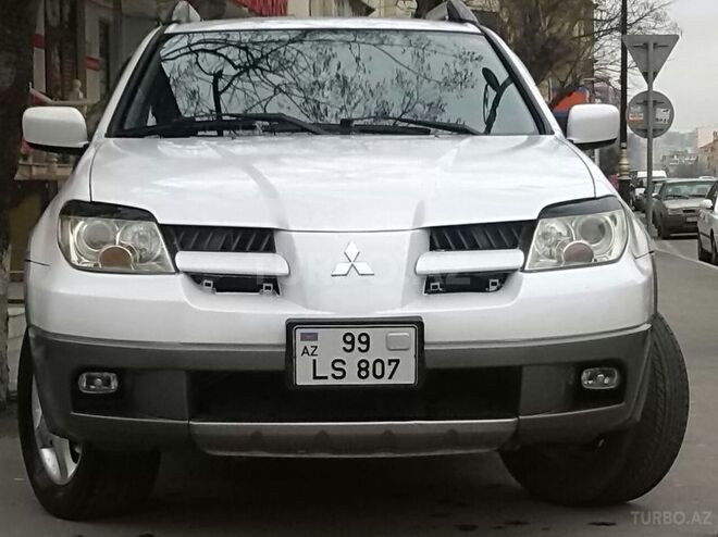 Mitsubishi Outlander 2004, 135,000 km - 2.4 l - Bakı