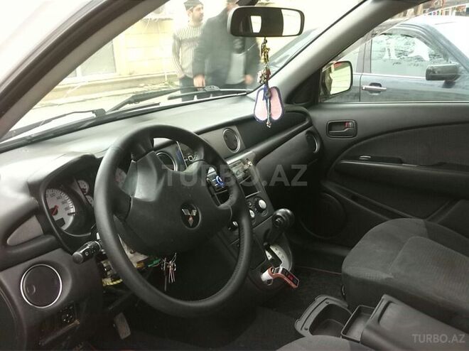 Mitsubishi Outlander 2004, 135,000 km - 2.4 l - Bakı