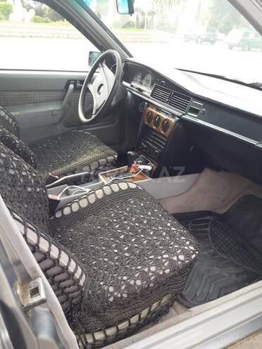 Mercedes 190 1992, 195,000 km - 1.8 l - Ağdam
