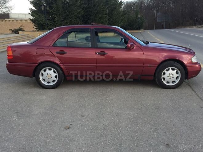 Mercedes C 200 1995, 257,675 km - 2.0 л - Qusar