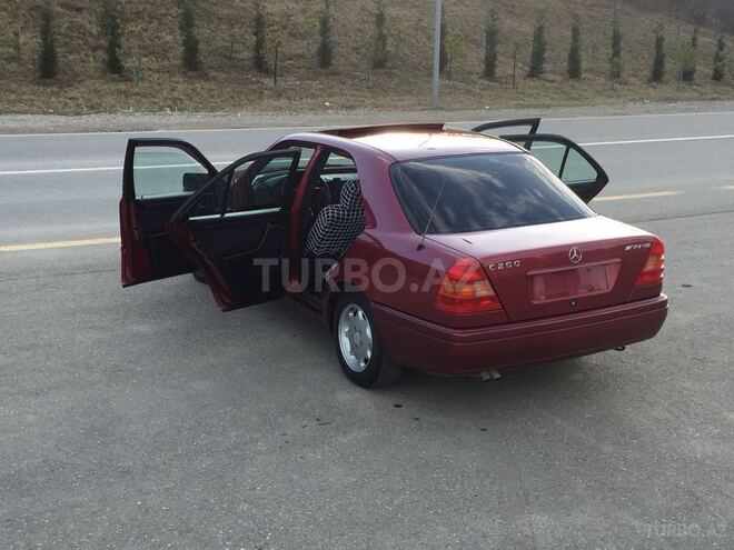 Mercedes C 200 1995, 257,675 km - 2.0 л - Qusar