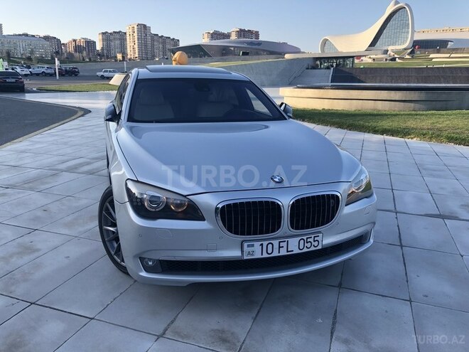 BMW 750 2009, 193,000 km - 4.4 l - Bakı