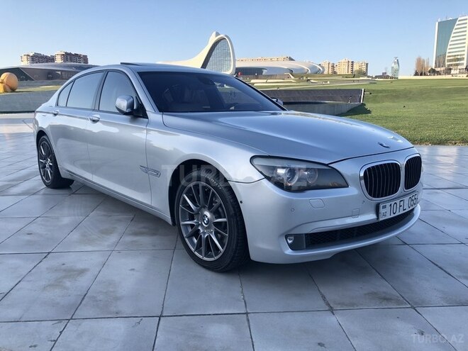 BMW 750 2009, 193,000 km - 4.4 l - Bakı