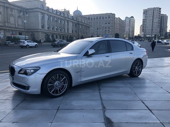 BMW 750 2009, 193,000 km - 4.4 l - Bakı