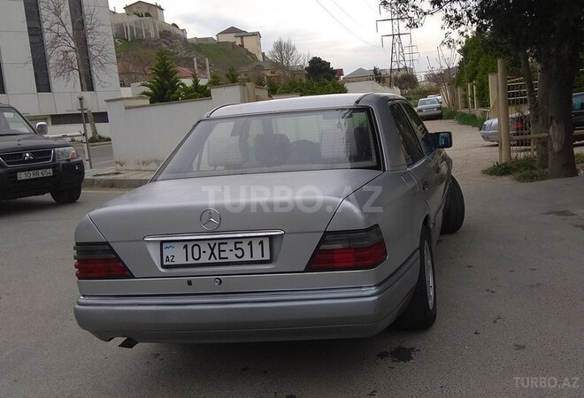 Mercedes E 220 1994, 490,000 km - 2.2 l - Bakı