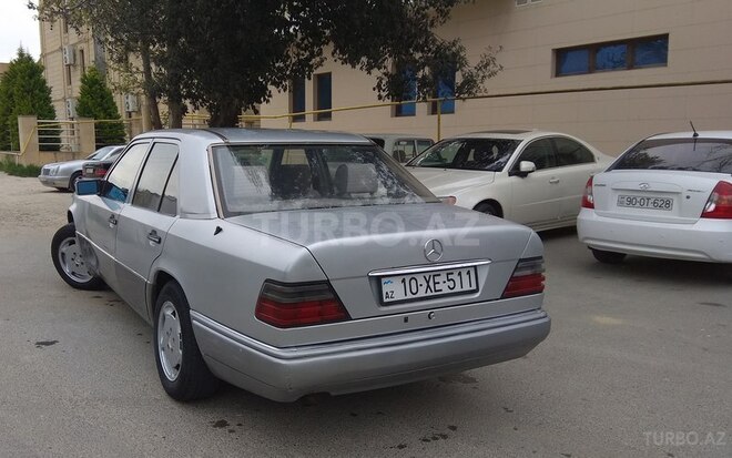 Mercedes E 220 1994, 490,000 km - 2.2 l - Bakı