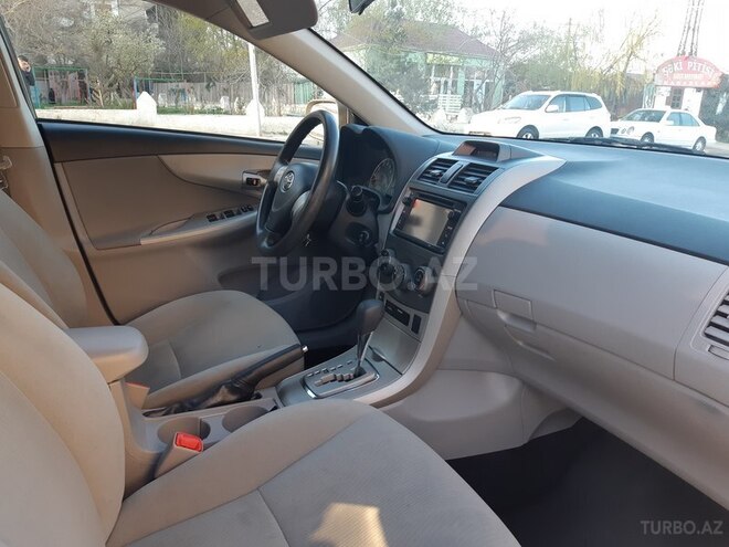Toyota Corolla 2013, 135,000 km - 1.8 l - Bakı