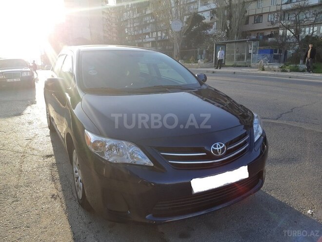 Toyota Corolla 2013, 135,000 km - 1.8 l - Bakı