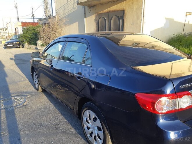 Toyota Corolla 2013, 135,000 km - 1.8 l - Bakı