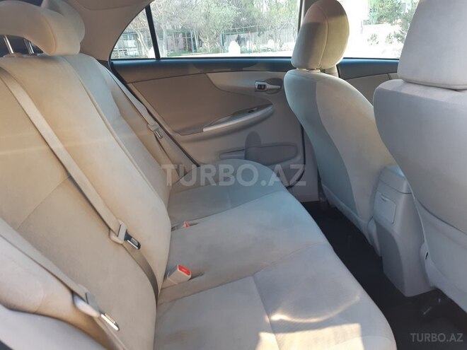 Toyota Corolla 2013, 135,000 km - 1.8 l - Bakı