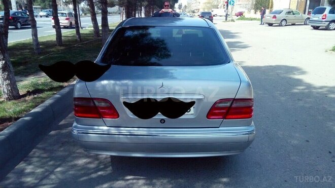 Mercedes E 200 1999, 320,000 km - 0.2 l - Bakı