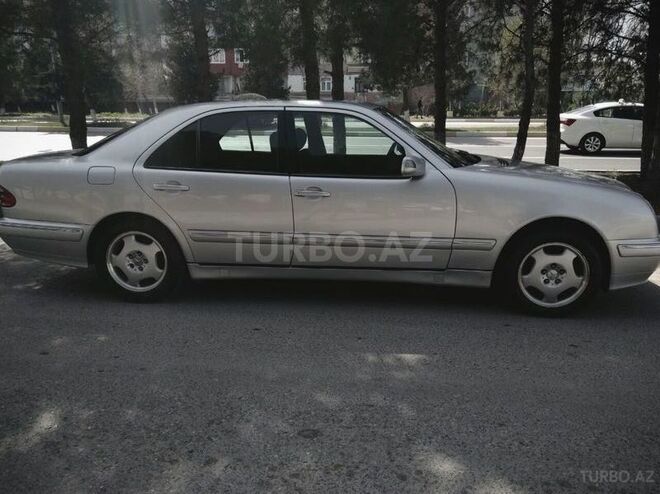 Mercedes E 200 1999, 320,000 km - 0.2 l - Bakı