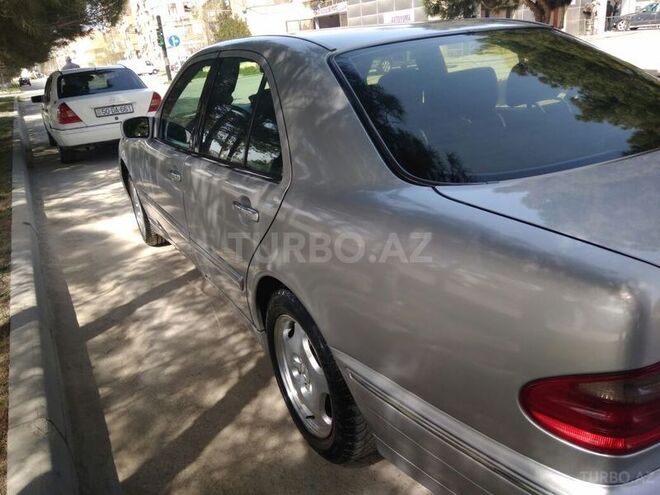 Mercedes E 200 1999, 320,000 km - 0.2 l - Bakı