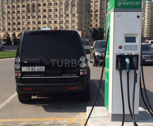 Land Rover Discovery 2012, 176,292 km - 3.0 l - Bakı