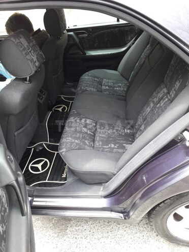 Mercedes E 230 1996, 290,000 km - 2.3 l - Bakı