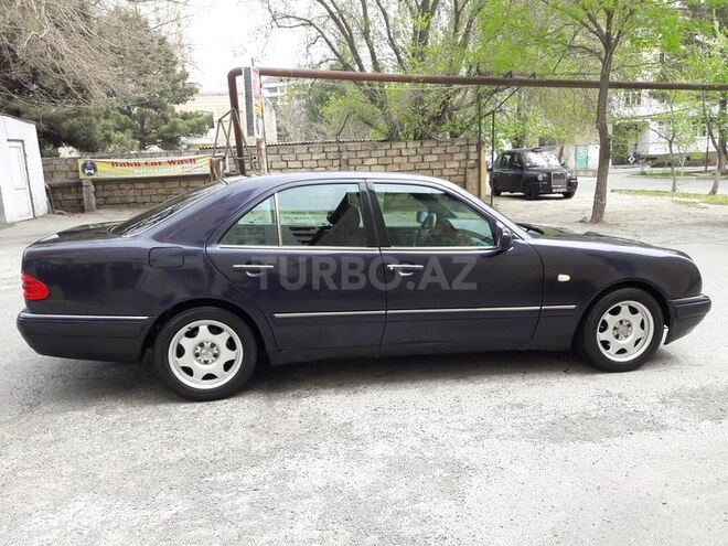 Mercedes E 230 1996, 290,000 km - 2.3 l - Bakı