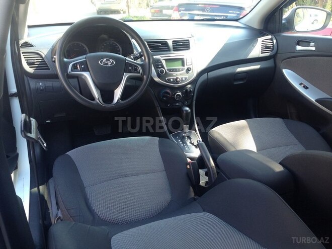 Hyundai Accent 2013, 87,880 km - 1.6 l - Bakı