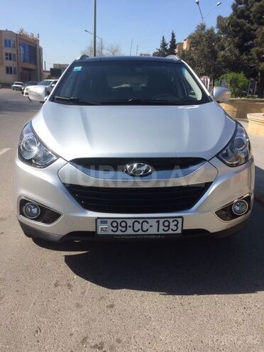Hyundai ix35 2012, 82,000 km - 2.0 l - Bakı