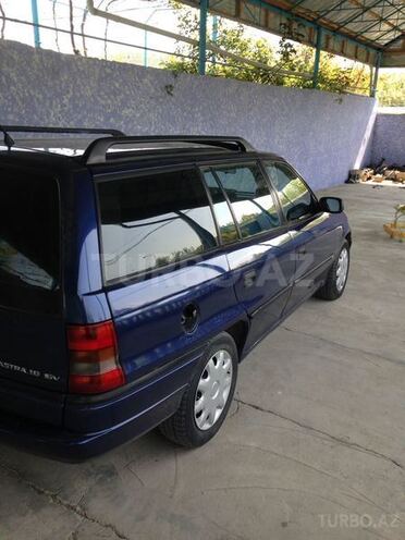 Opel Astra 1995, 514,500 km - 1.6 l - Qazax