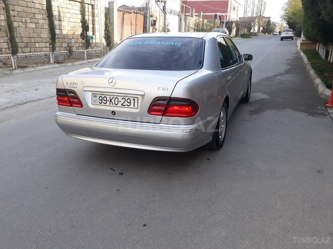 Mercedes E 270 2000, 292,000 km - 2.7 л - Bakı